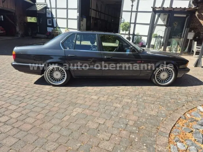 BMW 735i mit H-Kennzeichen