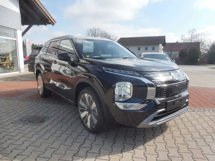 Mitsubishi Outlander 2.4 PHEV 4WD Top