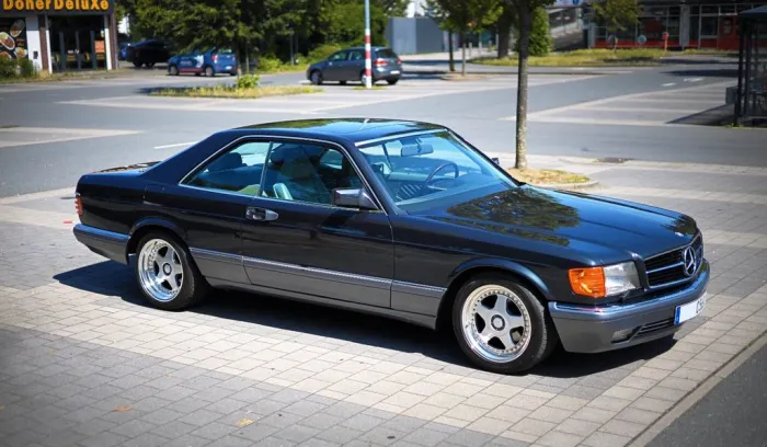 Mercedes-Benz 560 SEC