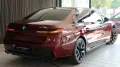 BMW i7 xDrive 60 M Sport-THEATRE-TV-SKY-Lounge-B&W-