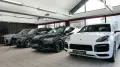 BMW i7 xDrive 60 M Sport-THEATRE-TV-SKY-Lounge-B&W-