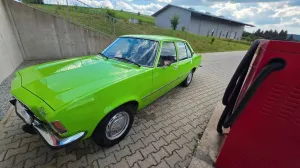 Opel Rekord D 1700 H-Zulassung + Ersatzteile 