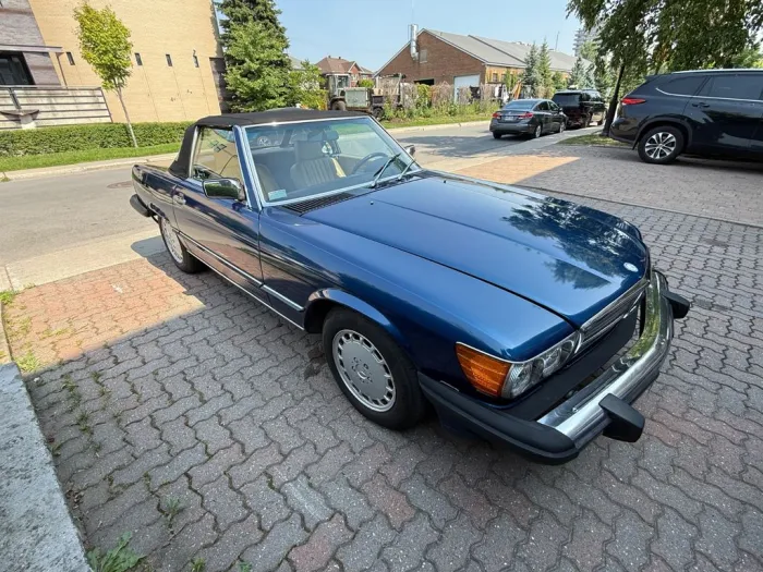 Mercedes-Benz SL 560