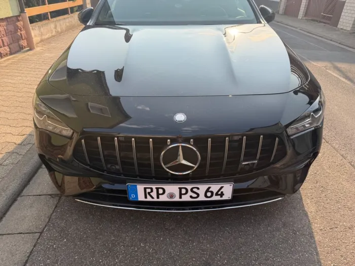 Mercedes-Benz CLA 35 AMG Shooting Brake Mercedes-AMG CLA 3...