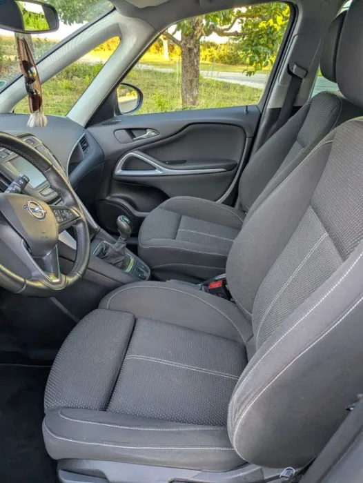 Opel Zafira Tourer