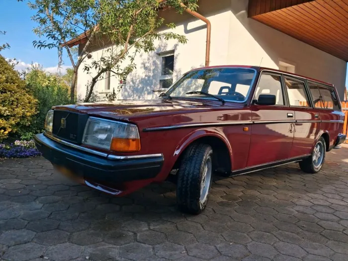 Volvo 240 / 245