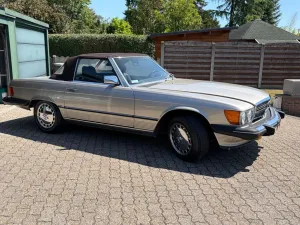 Mercedes-Benz 560