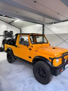 Suzuki SJ Samurai Deluxe Cabrio Deluxe
