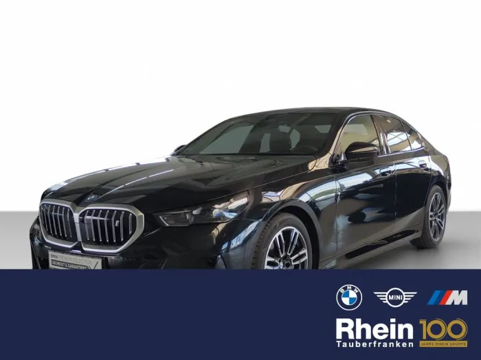 BMW i5 xDrive40 M Sport AHK/S-LÜFT/LHZ/LED+/360