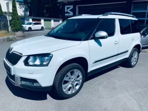 Skoda Yeti Adventure 1.2 DSG NAVI PANO XEN CAM STHZ 1H