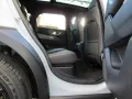 Land Rover NEW D300 DYN SE HEAD-UP BLACK PANO 3D+eAHK NP101