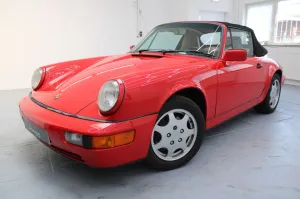 Porsche 964 Carrera 4 Cabriolet