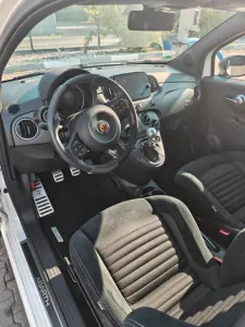 Abarth 695C / Sabelt GT Sitze / Adaptive Dämpfer