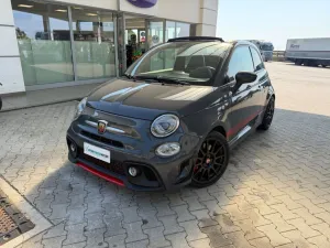 Abarth 695 C 1.4 Turbo T-Jet XSR Yamaha Limited 