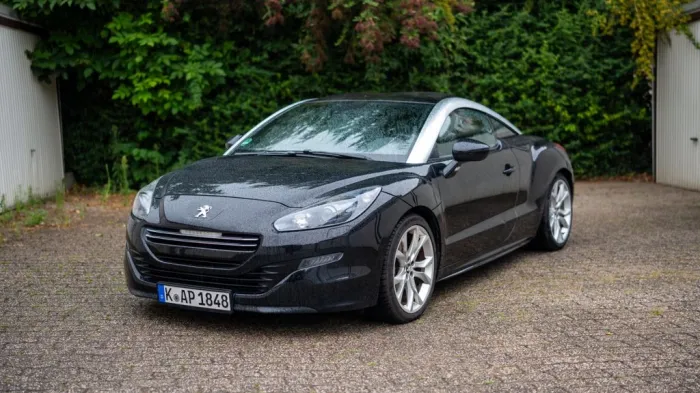 Peugeot RCZ 1.6 THP 156 Automatik - Leder - JBL - Xenon 