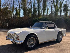 Triumph TR4 vollständig restauriert 