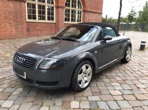 Audi TT 8N Roadster quattro 1.8T Mokassin Nimbusgrau