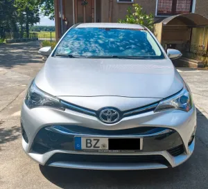 Toyota Avensis 1.8 + TÜV Neu + Abnehm.AHK