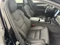 Volvo V90 Kombi 2.0 Plus Dark Recharge Plug-In Hybrid 