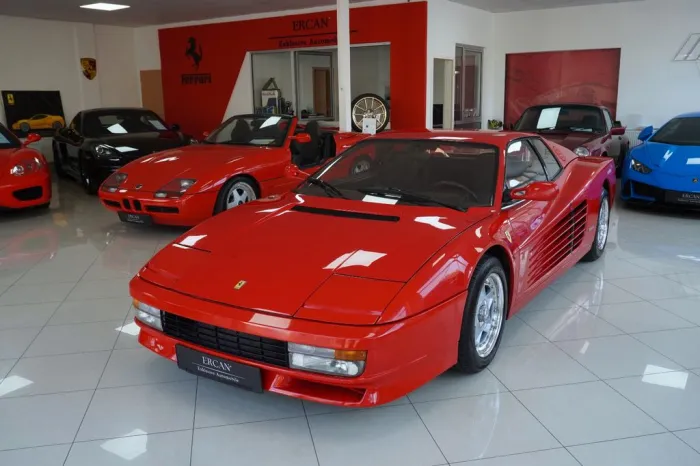 Ferrari Testarossa Monodado / Service Neu /
