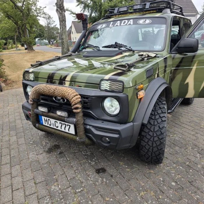 Lada Niva Bronto  4x4 Urban 
