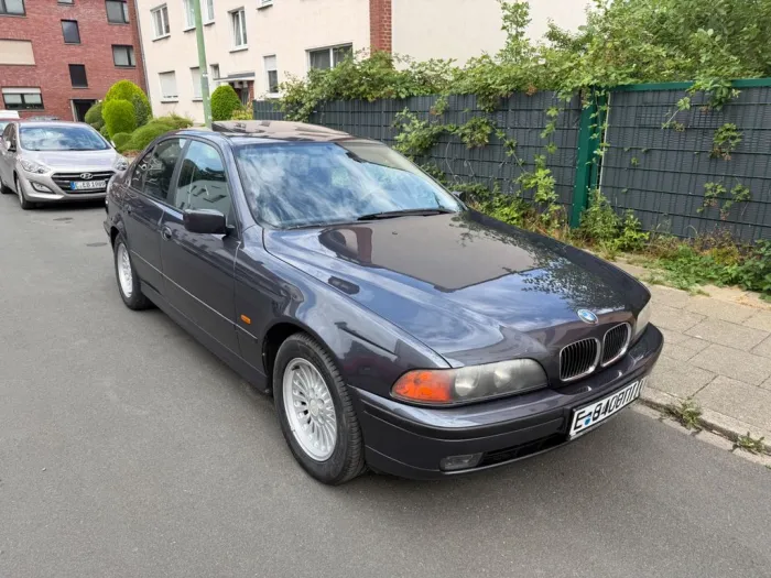 BMW 540i Limousine - 1. Hand - Schaltgetriebe