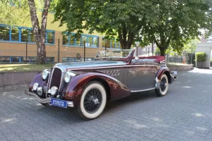 Delahaye Cabriolet by Henri Chapron