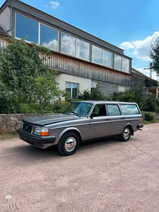 Volvo 240 GL