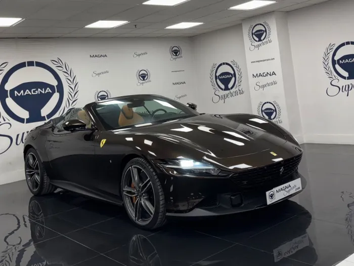 Ferrari Roma Spider 