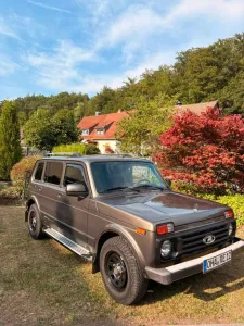 Lada Niva Legend