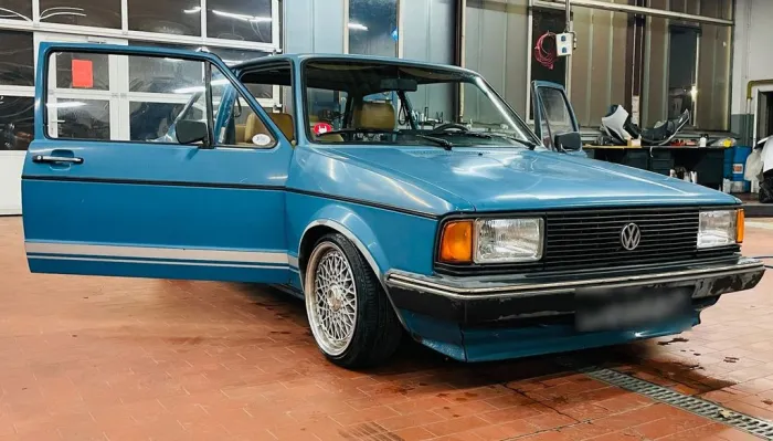 Volkswagen VW Jetta 1 (no GTI)
