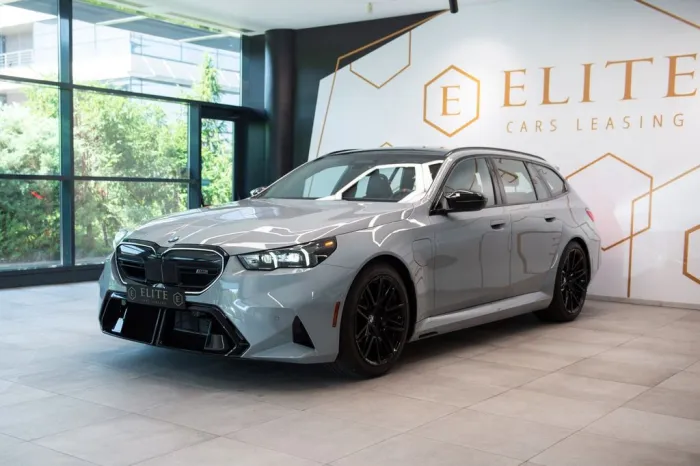 BMW M5 Touring (G99) 4.4 V8 M xDrive Steptronic