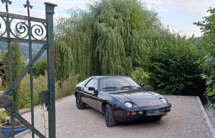 Porsche 928  Urmodell (Schalter)