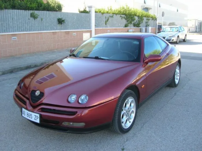 Alfa Romeo ALFA ROMEO GTV 2.0i 16V Twin Spark cat L
