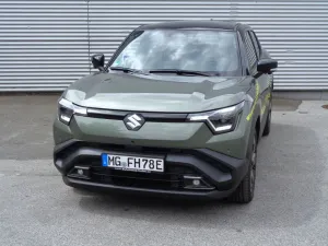Suzuki e VITARA 128 kW eAxle Comfort+