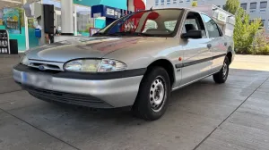 Ford Mondeo MK1
