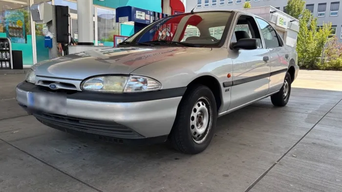 Ford Mondeo MK1
