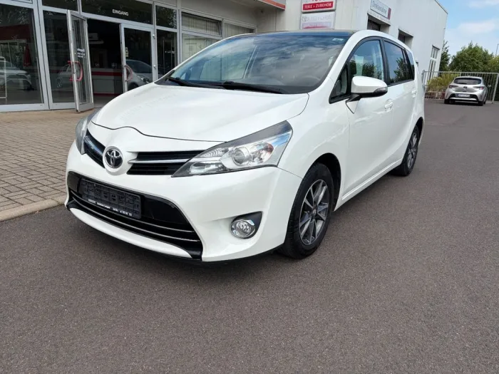 Toyota Verso 1.8l Valvematic Life 5-Sitzer