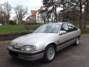 Opel Omega A CD