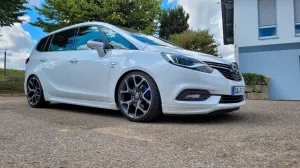Opel Zafira 1.6 DI Turbo 147kW Bus. INNOVATION S/...