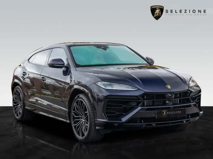 Lamborghini Urus SE - Akrapovic - Rear Seat Ent. - PPF