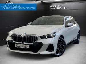 BMW 550e xDrive Touring M Sport DA Pro Pano AHK B&W